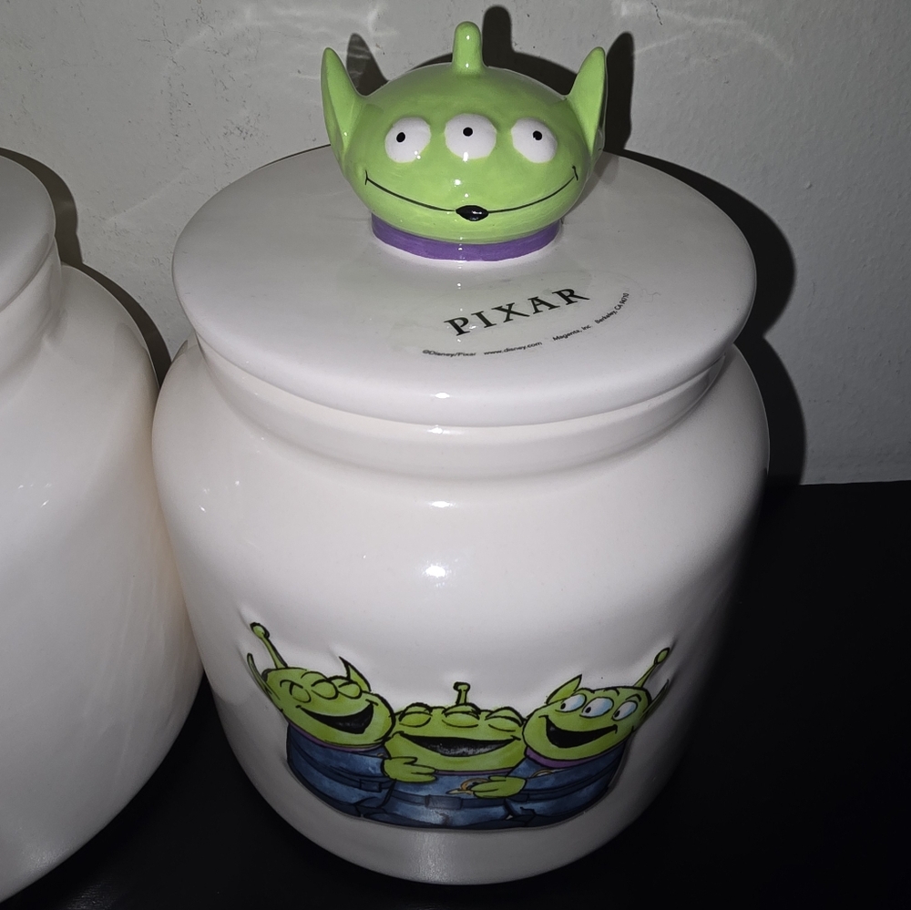 Rae Dunn Disney Pixar Toy Story THE CLAAAAW Jar Canister - Picture 6 of 7